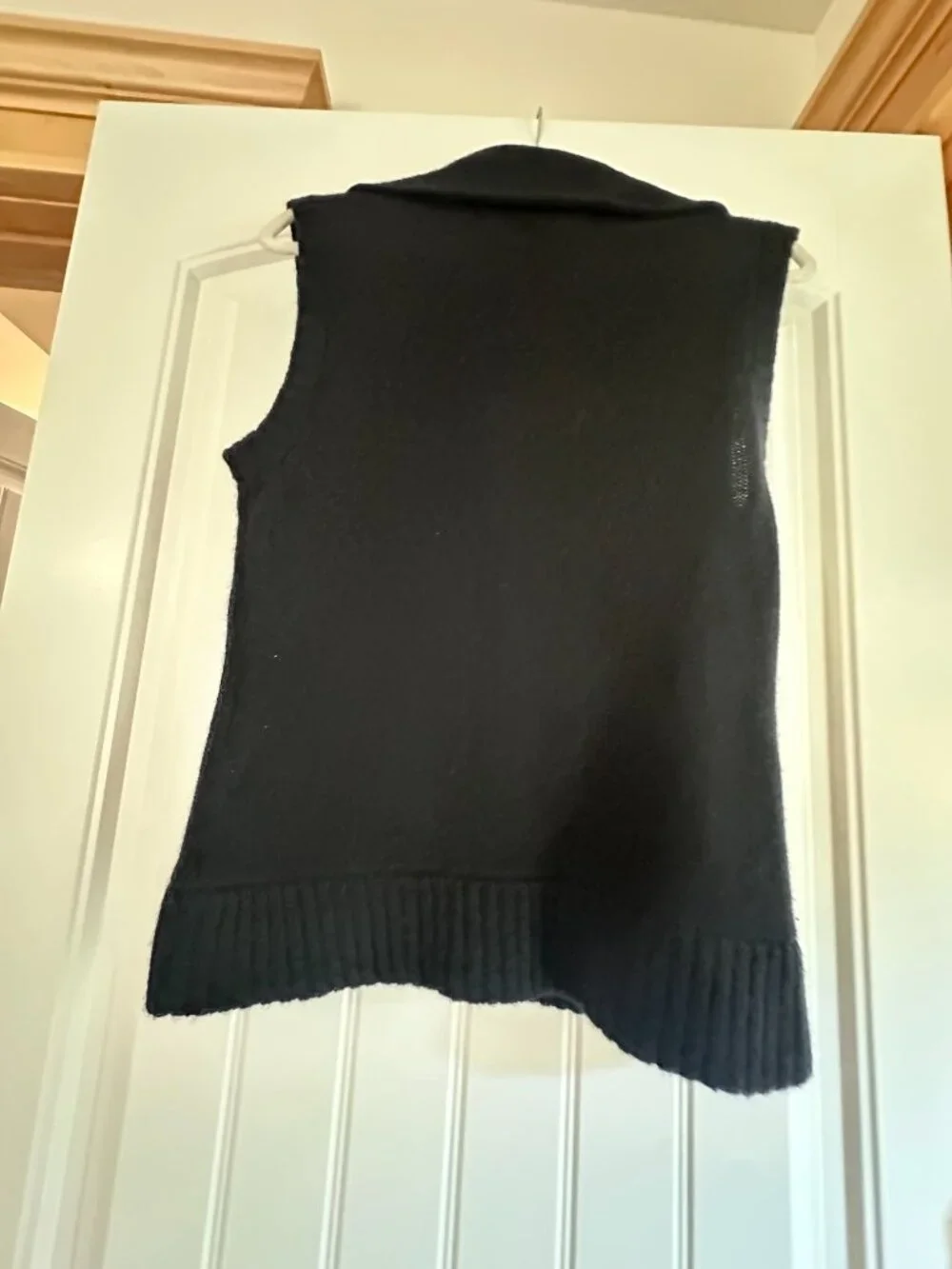 Cynthia Rowley Black 100% Cashmere Zip Front Sleeveless Cardigan S